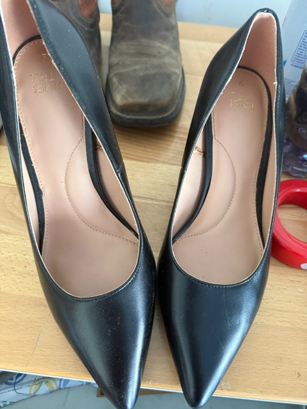 Time and Tru Black Pointed-Toe Heels